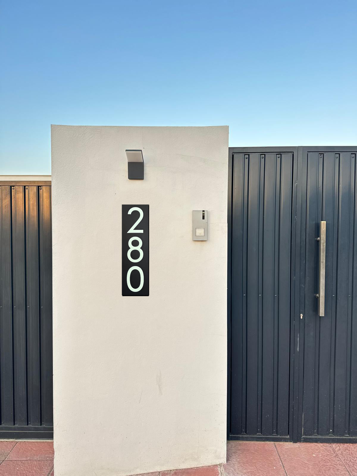 Domhaus Modern Glow Numbers